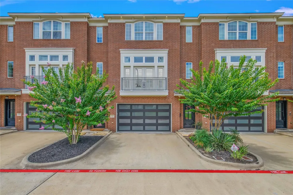 206 Tarrow College Station, TX 77840