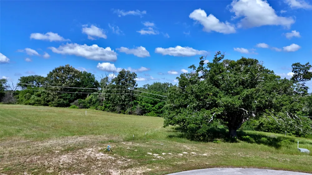 High Point Court Athens, TX 75752