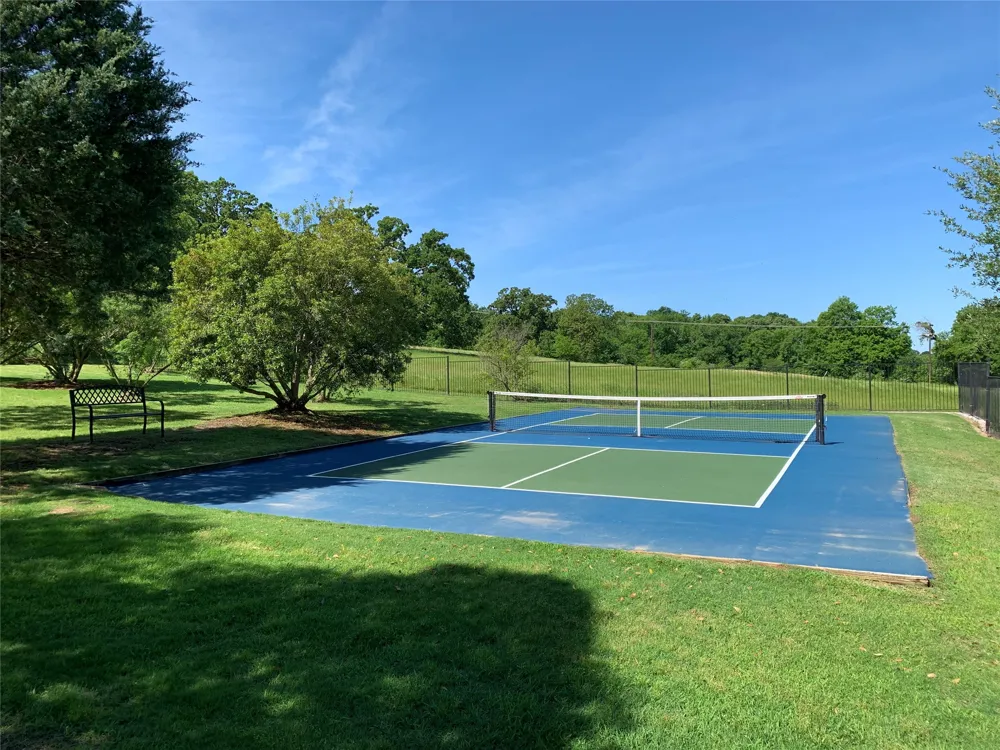 High Point Court Athens, TX 75752