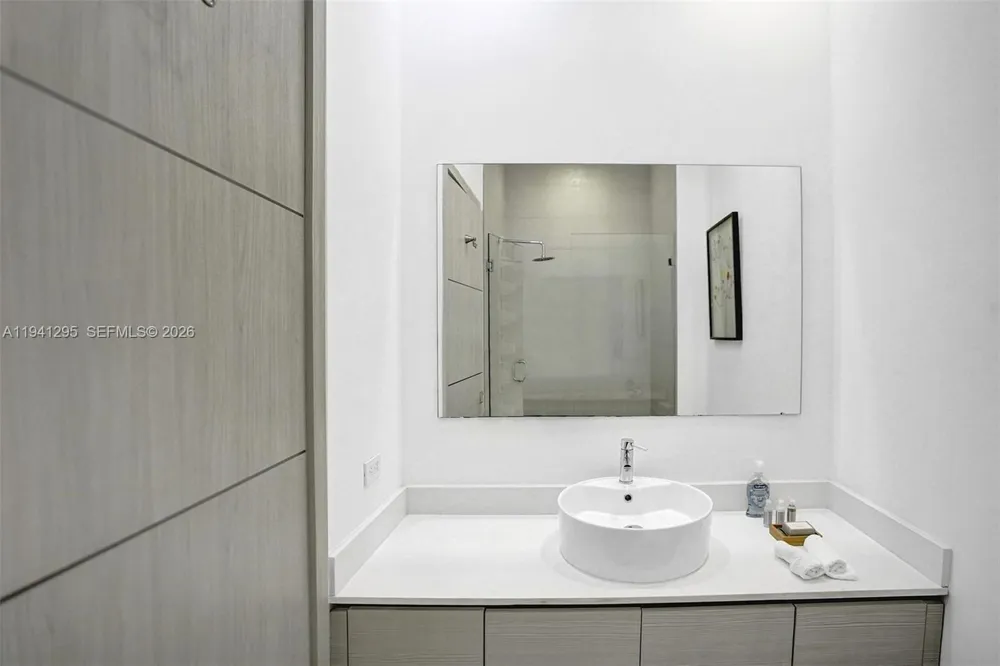 2600 E Hallandale Beach Blvd #T3303 Hallandale Beach, FL 33009