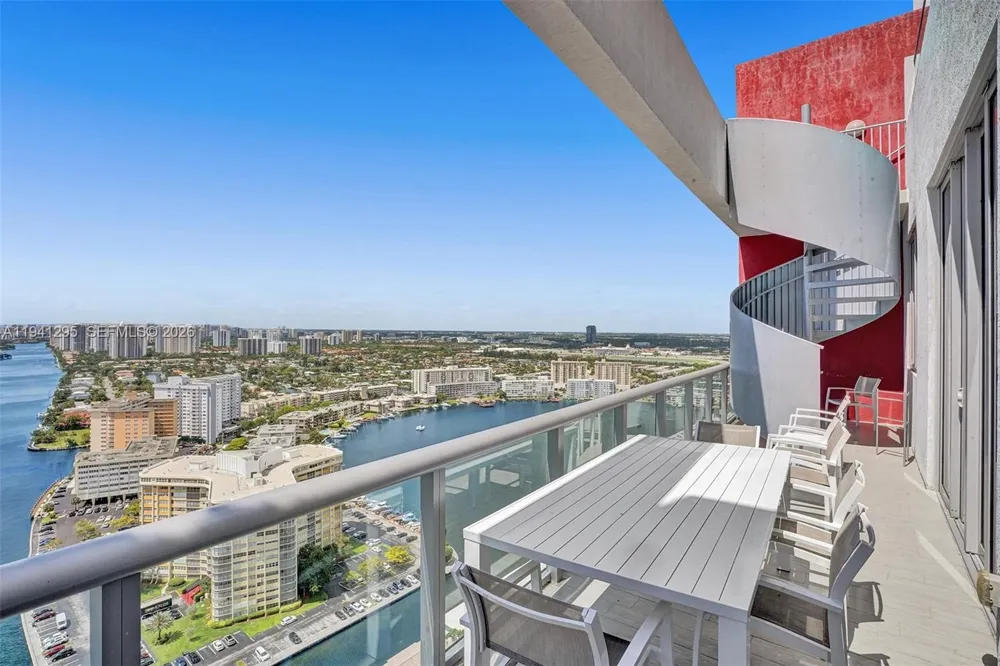 2600 E Hallandale Beach Blvd #T3303 Hallandale Beach, FL 33009