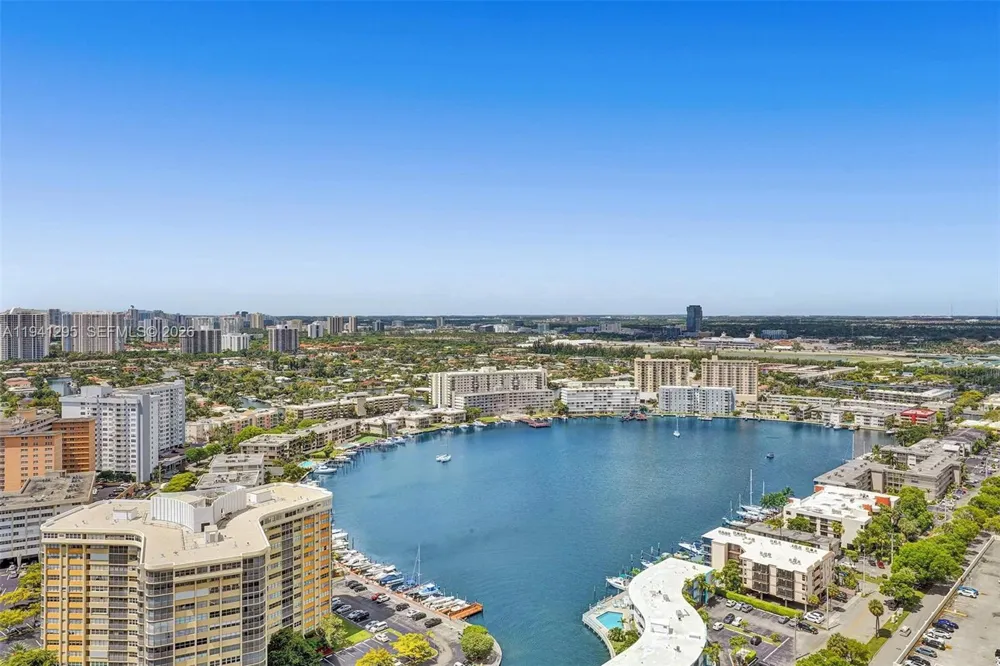 2600 E Hallandale Beach Blvd #T3303 Hallandale Beach, FL 33009