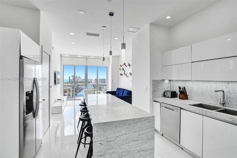 2600 E Hallandale Beach Blvd #T3303 Hallandale Beach, FL 33009