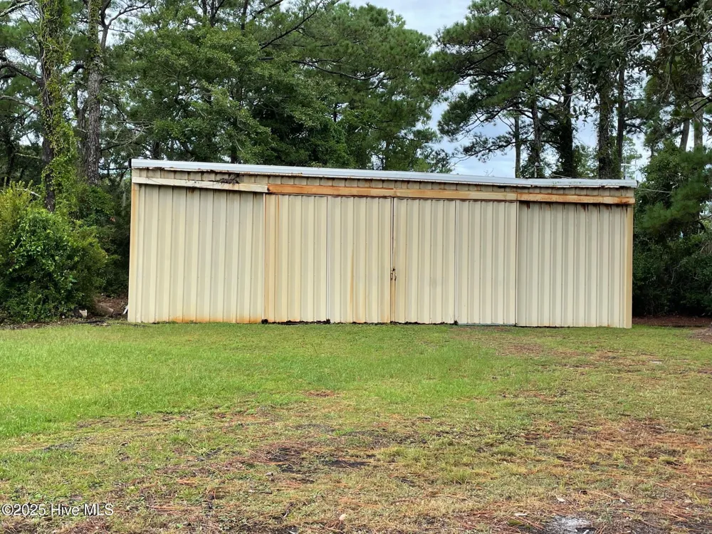620 Seashore Dr Drive Atlantic, NC 28511
