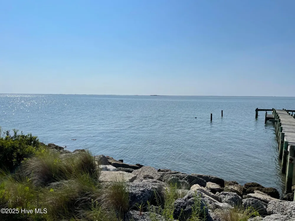 620 Seashore Dr Drive Atlantic, NC 28511