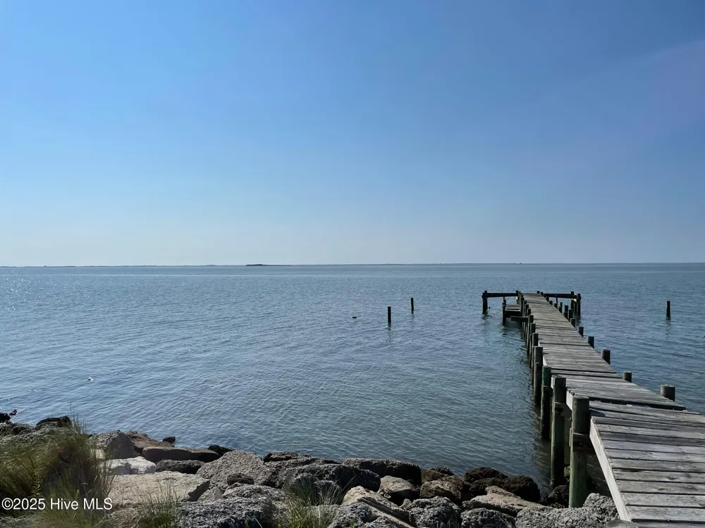 620 Seashore Dr Drive Atlantic, NC 28511