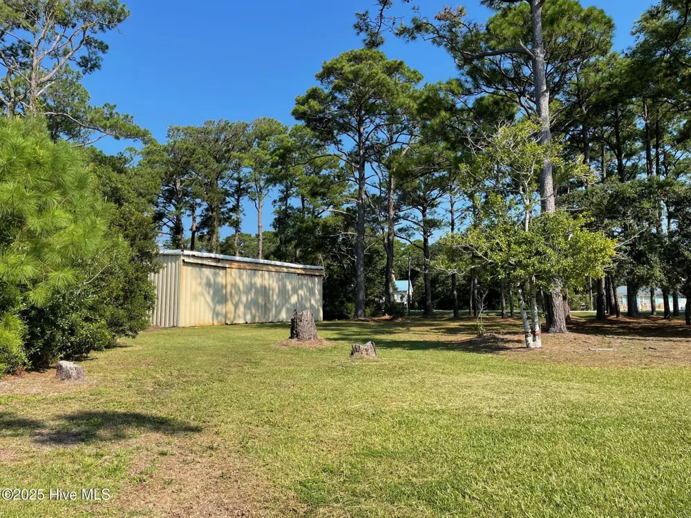 620 Seashore Dr Drive Atlantic, NC 28511
