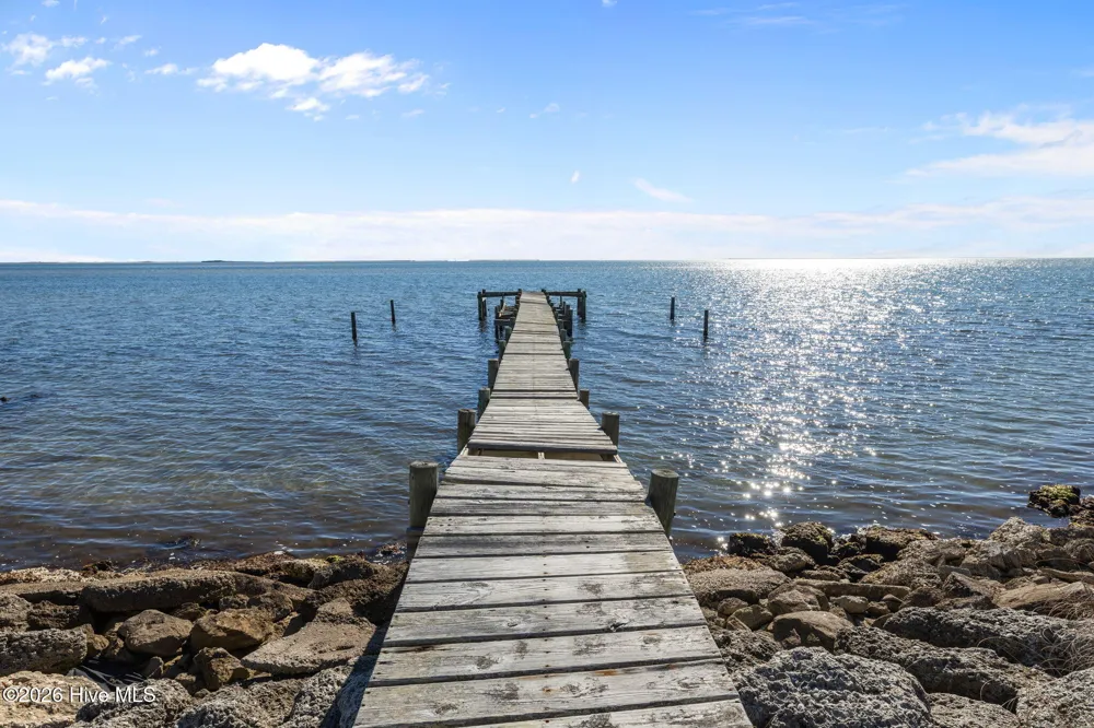 620 Seashore Dr Drive Atlantic, NC 28511