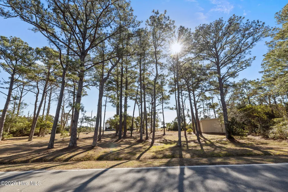 620 Seashore Dr Drive Atlantic, NC 28511