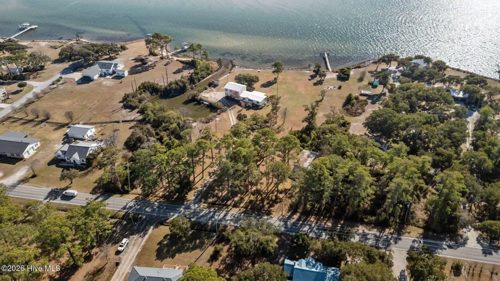 620 Seashore Dr Drive Atlantic, NC 28511