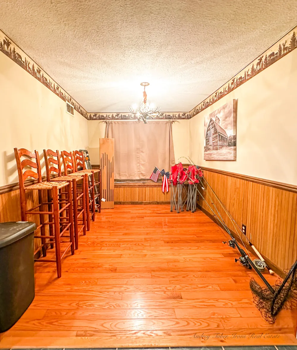 8933 E M 20 Newfield Township, MI 49421