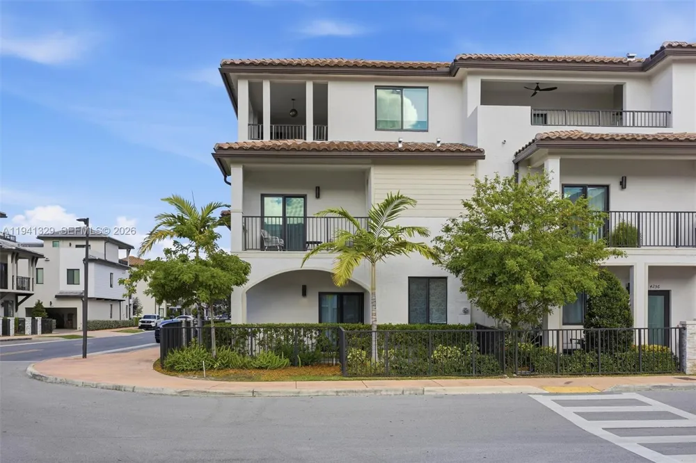 4250 NW 83rd Ave Doral, FL 33166