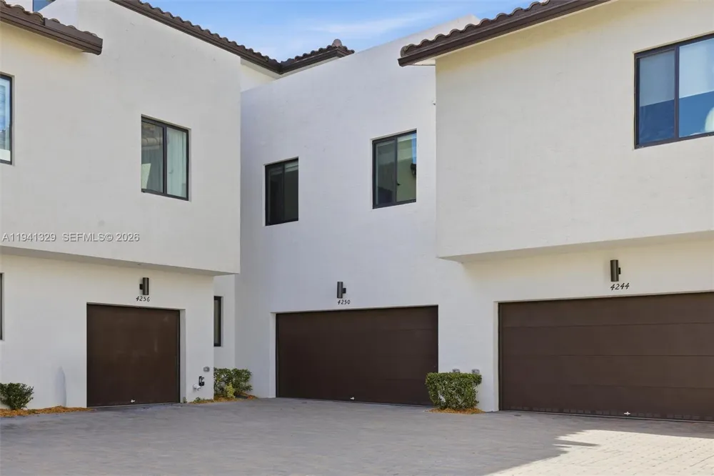 4250 NW 83rd Ave Doral, FL 33166