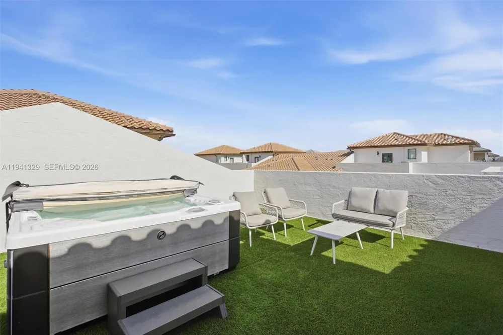4250 NW 83rd Ave Doral, FL 33166