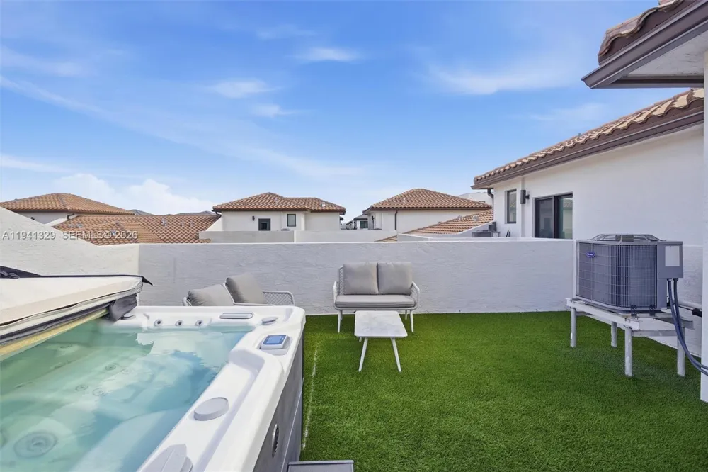 4250 NW 83rd Ave Doral, FL 33166
