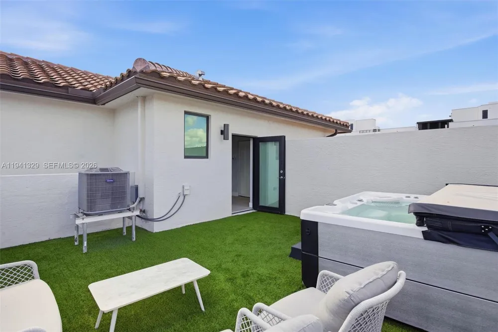 4250 NW 83rd Ave Doral, FL 33166