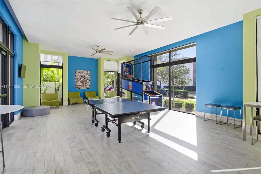 4250 NW 83rd Ave Doral, FL 33166