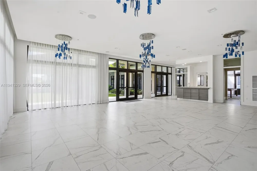 4250 NW 83rd Ave Doral, FL 33166