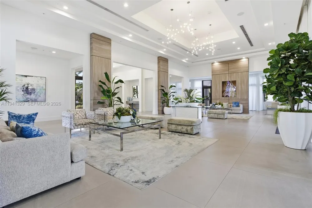 4250 NW 83rd Ave Doral, FL 33166