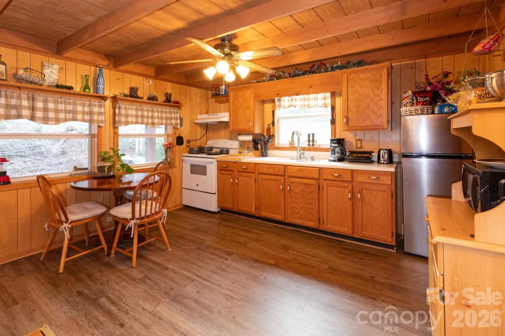 1010 and 1014 Melton Branch Road Bakersville, NC 28705