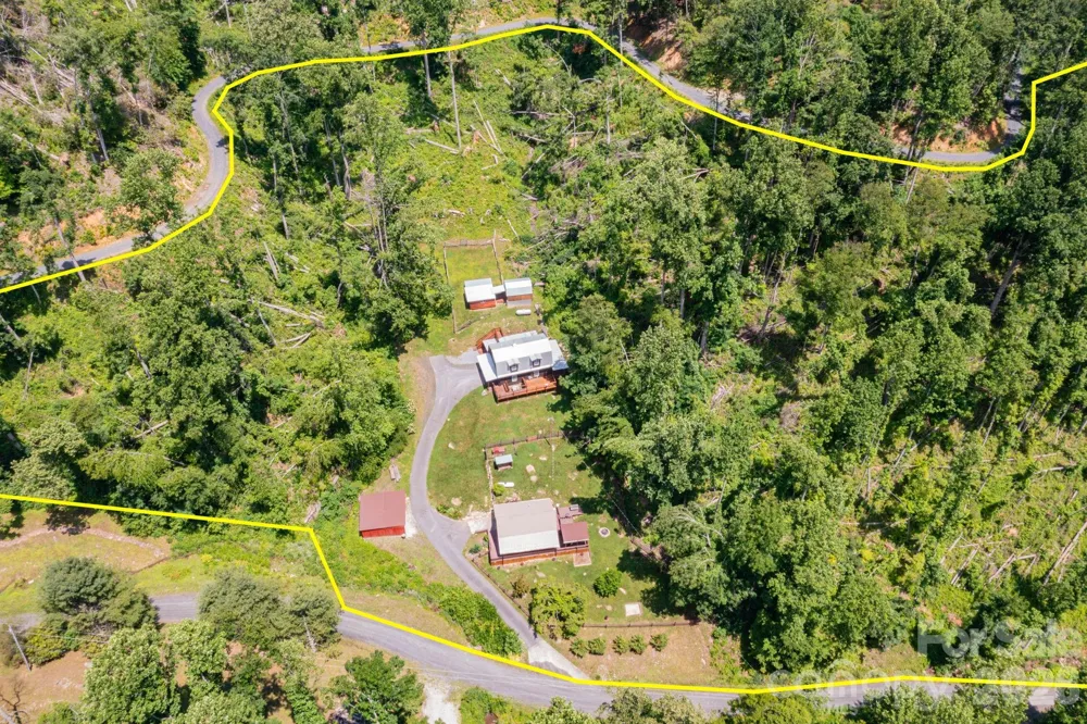 1010 and 1014 Melton Branch Road Bakersville, NC 28705