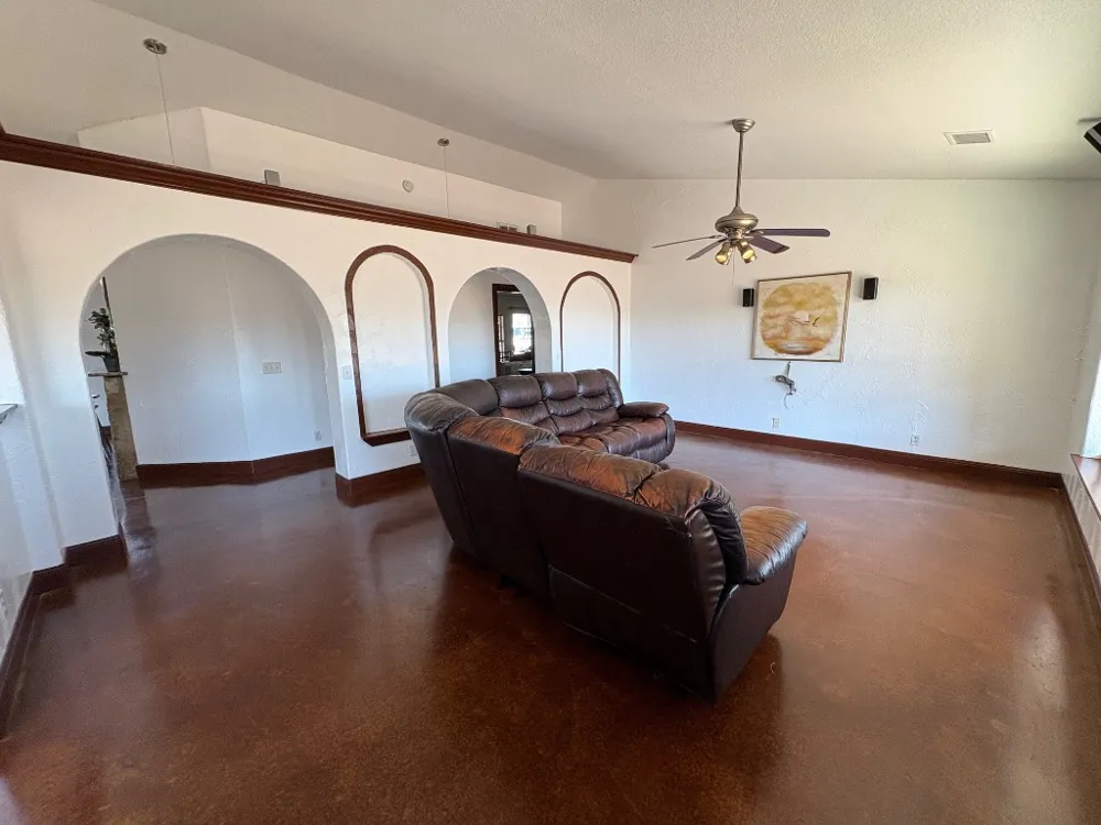 10817 County Road 272 Bertram, TX 78605