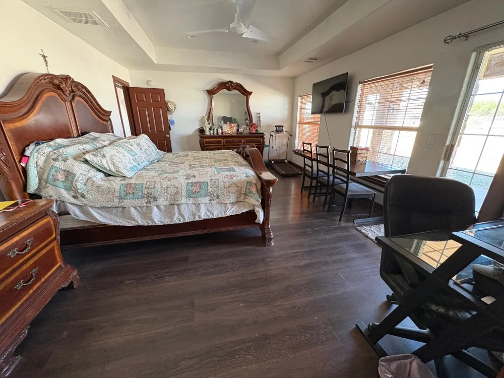 10817 County Road 272 Bertram, TX 78605