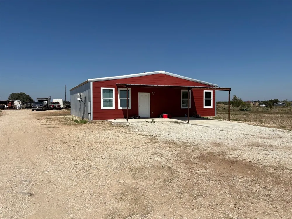 10817 County Road 272 Bertram, TX 78605