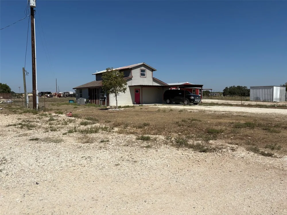 10817 County Road 272 Bertram, TX 78605