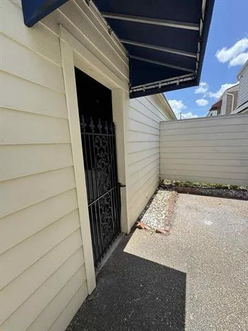 6349 Ivanhoe Lane Beaumont, TX 77706