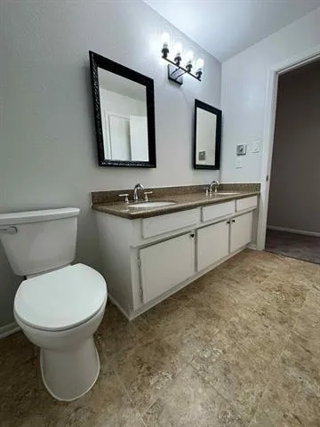 6349 Ivanhoe Lane Beaumont, TX 77706