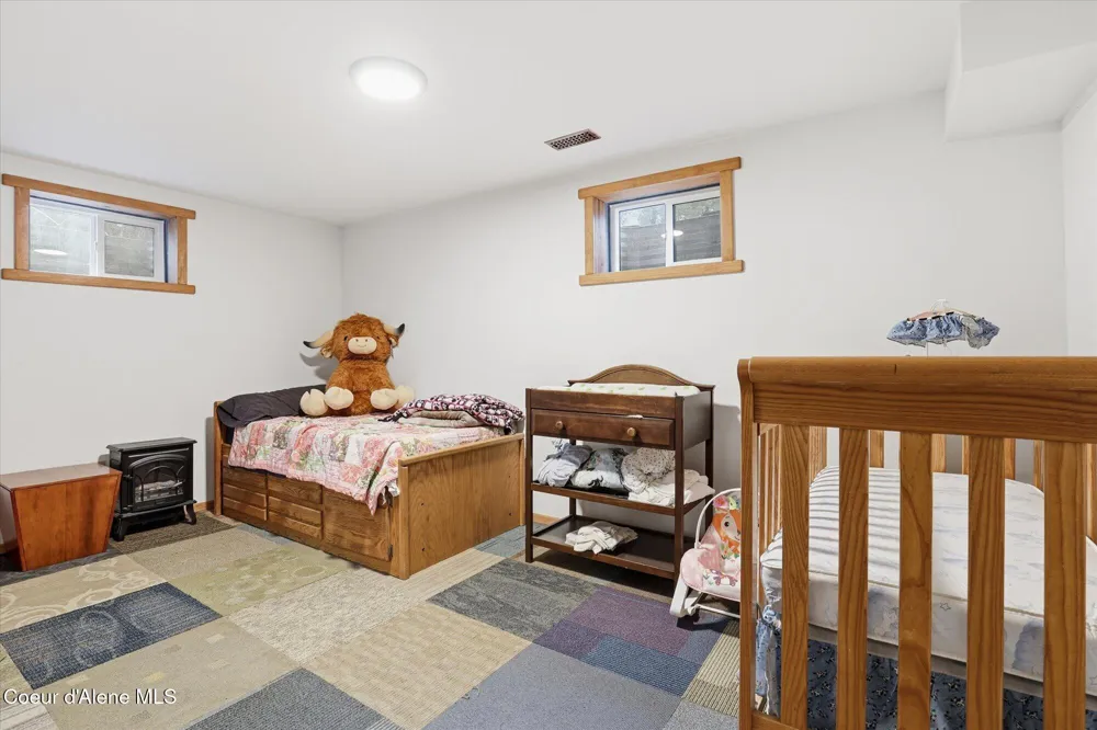 2455 W SEASONS ROAD Athol, ID 83801
