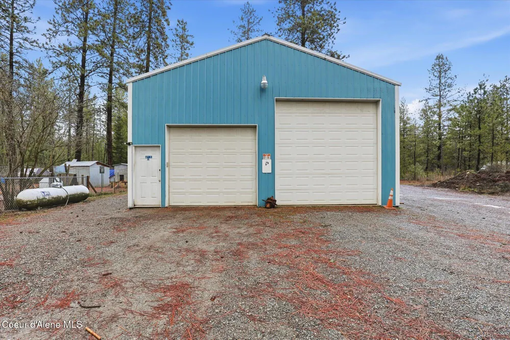 2455 W SEASONS ROAD Athol, ID 83801