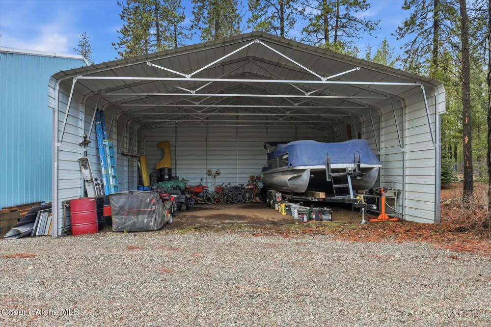 2455 W SEASONS ROAD Athol, ID 83801