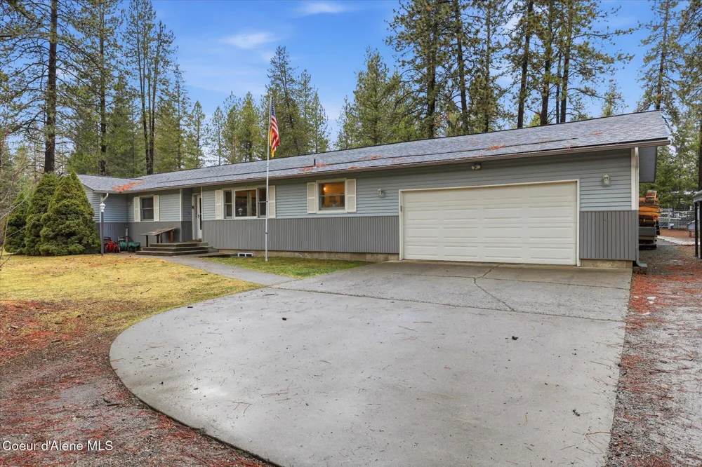 2455 W SEASONS ROAD Athol, ID 83801
