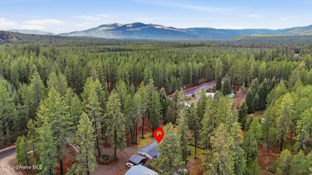 2455 W SEASONS ROAD Athol, ID 83801