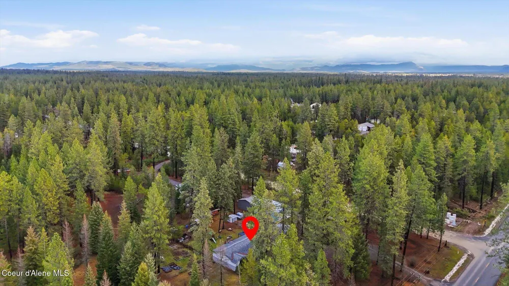 2455 W SEASONS ROAD Athol, ID 83801