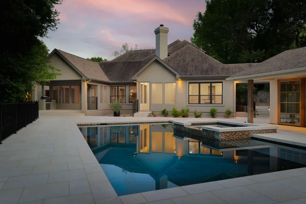 506 Konstanty Circle West Lake Hills, TX 78746