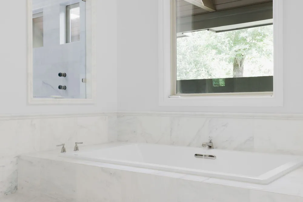 506 Konstanty Circle West Lake Hills, TX 78746