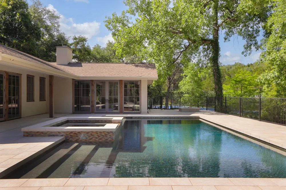 506 Konstanty Circle West Lake Hills, TX 78746