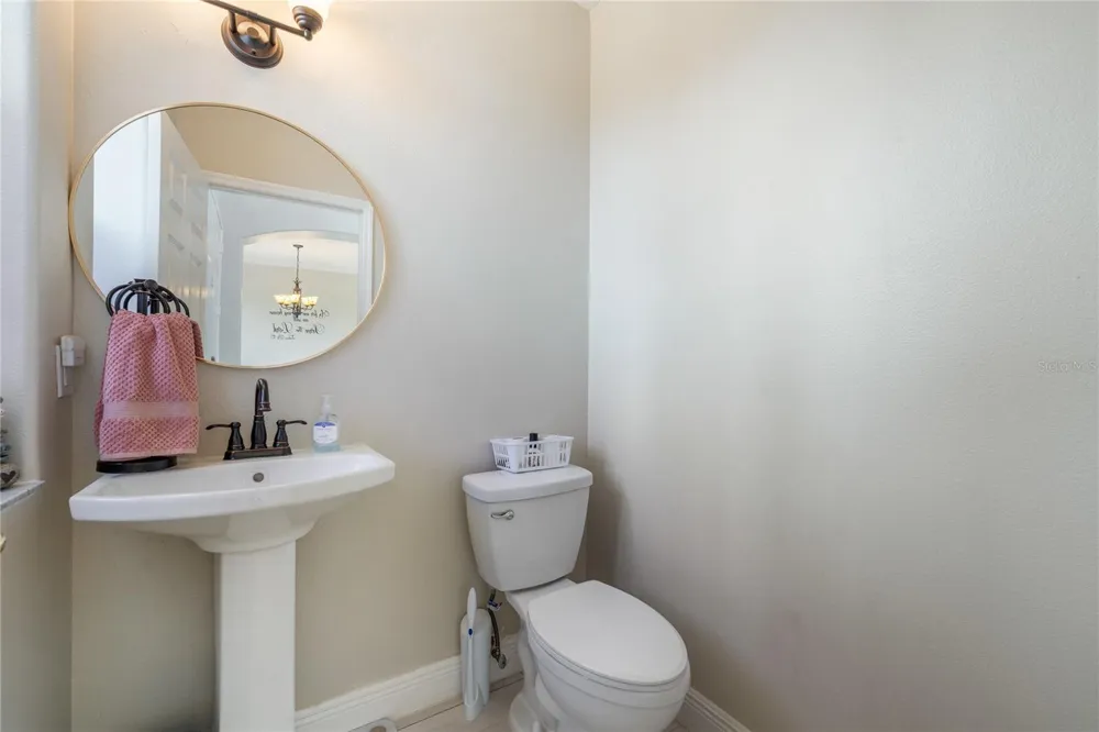 1524 THE OAKS BOULEVARD Kissimmee, FL 34746