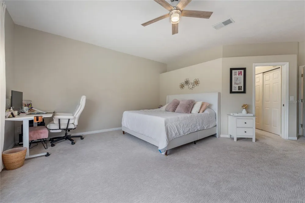 1524 THE OAKS BOULEVARD Kissimmee, FL 34746