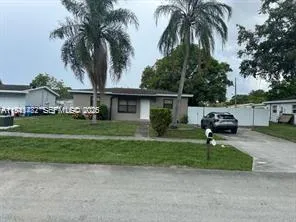 4620 SW 31st Dr