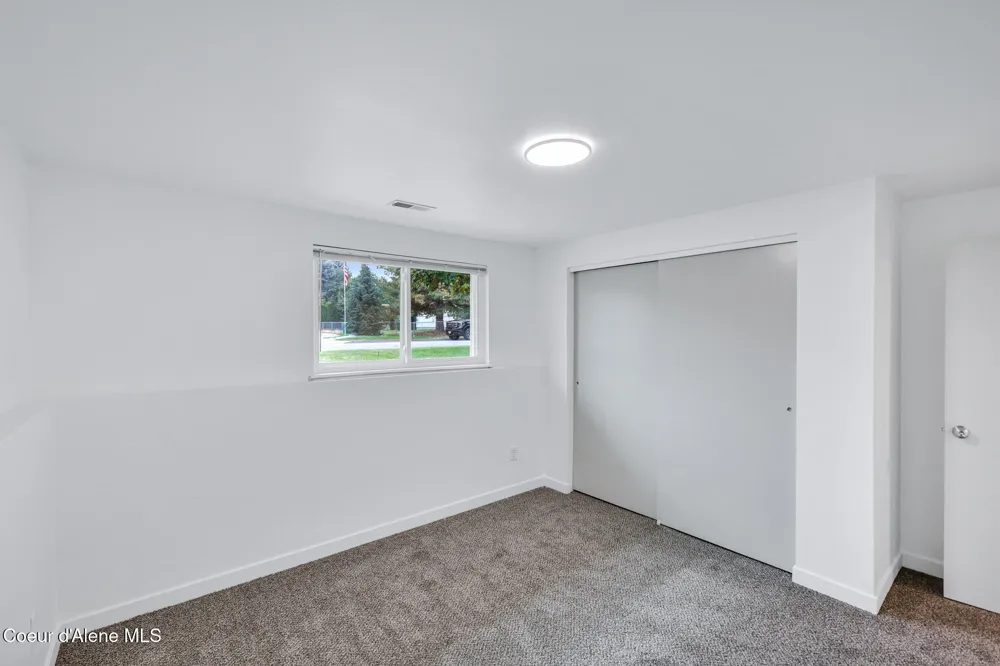 19115 E Nixon Ave Spokane Valley, WA 99016