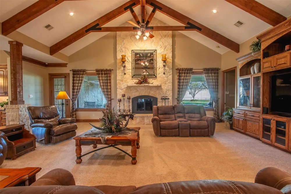 3150 Holmes Road Road Richmond, TX 77406