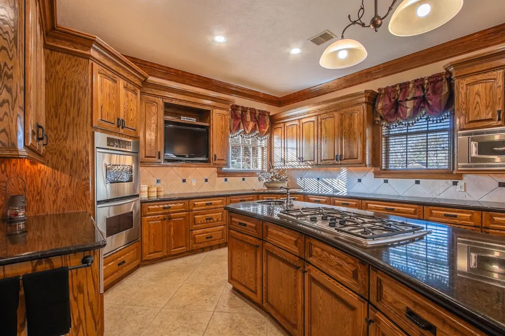3150 Holmes Road Road Richmond, TX 77406