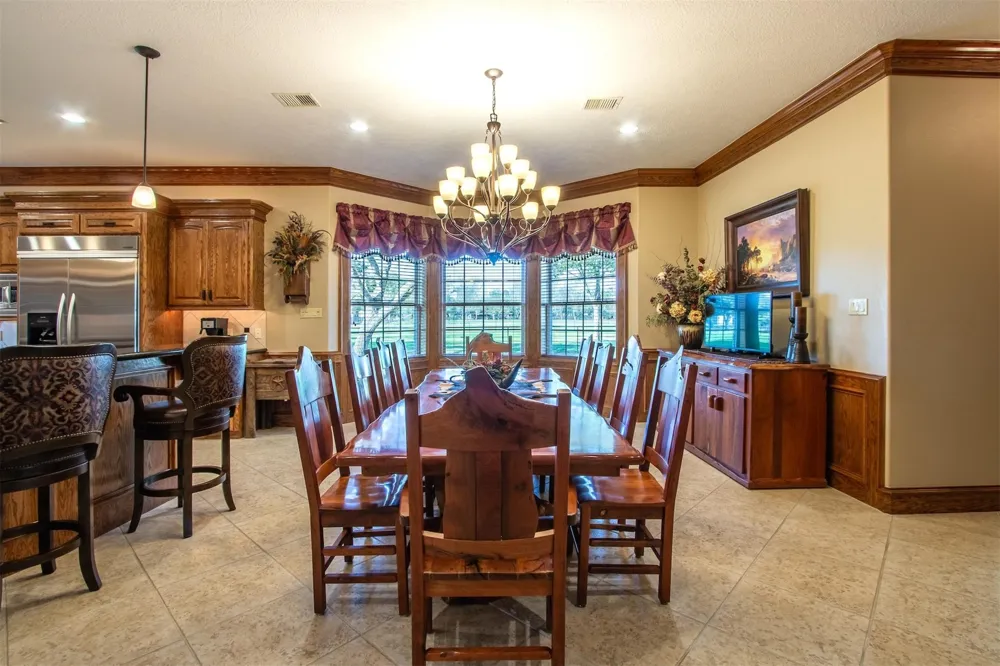 3150 Holmes Road Road Richmond, TX 77406