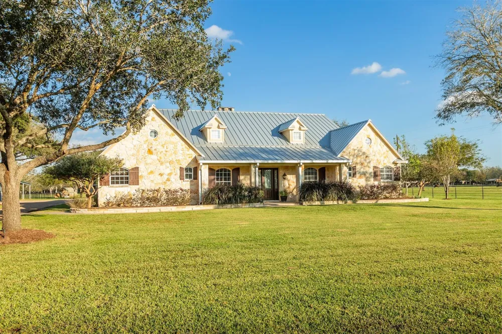 3150 Holmes Road Road Richmond, TX 77406