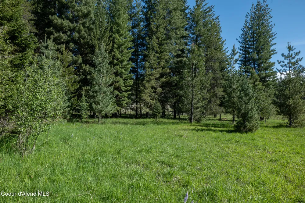 1201 Robinson Drive Priest River, ID 83856