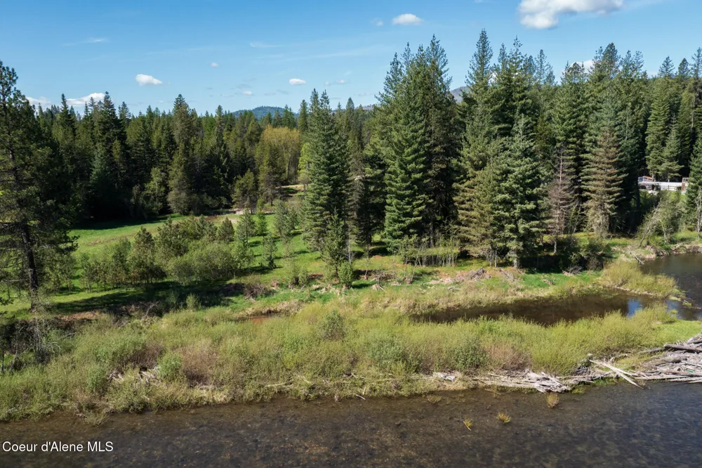 1201 Robinson Drive Priest River, ID 83856